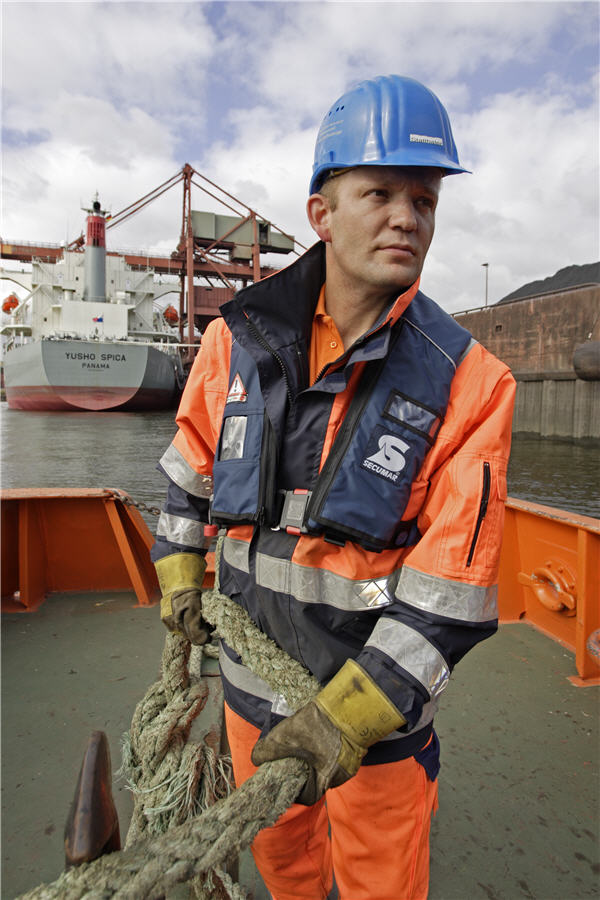 Automatische Rettungsweste inkl. Rettungssender - Secumar Alpha